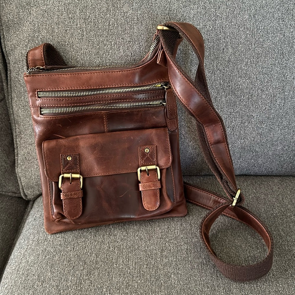 Leather cross body bag **host pick**